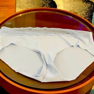 B tempt’d women’s panties, beautiful light blue size US eight extra large